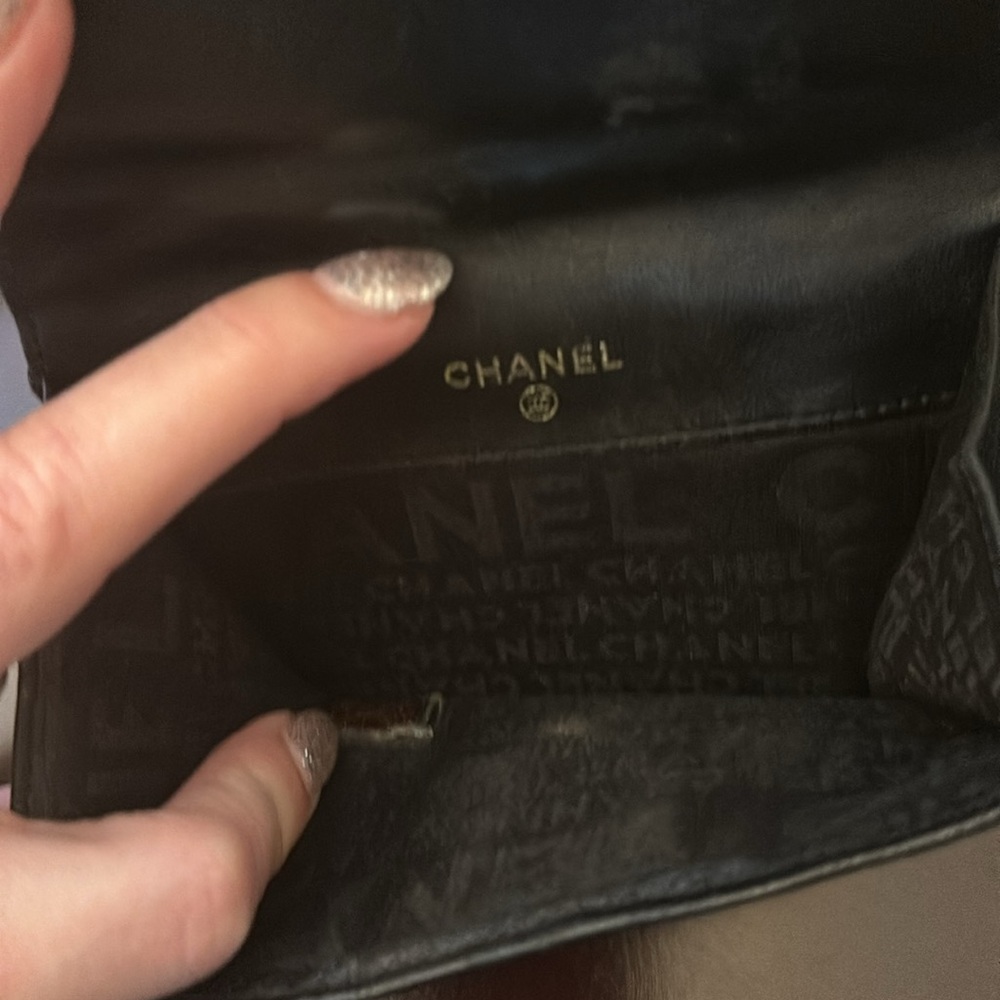 Chanel black compact wallet GUC! - Picture 7 of 9